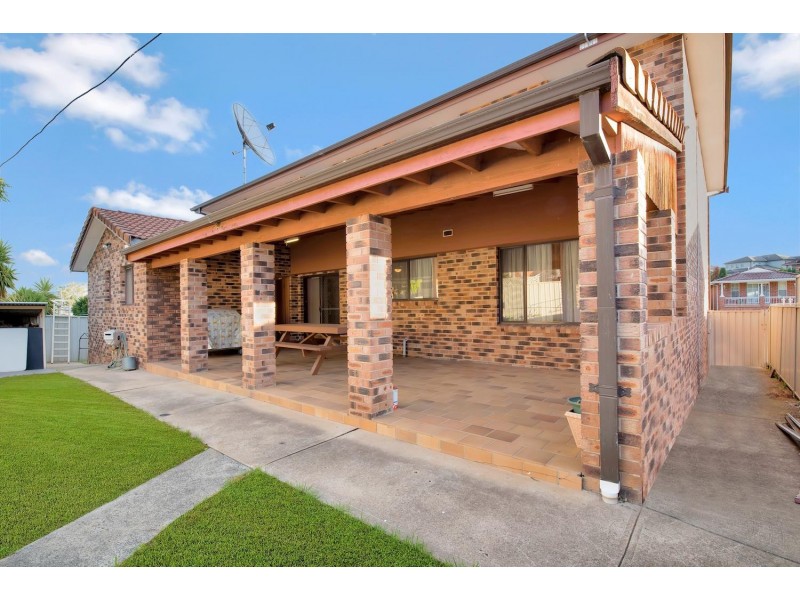 24 Heysen Street, Abbotsbury NSW 2176