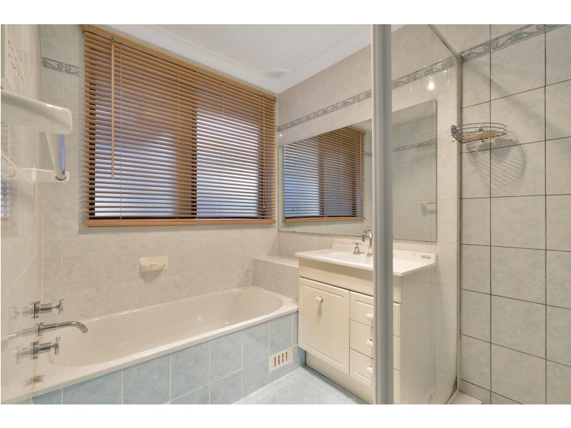 12 Shelley Place, Wetherill Park NSW 2164