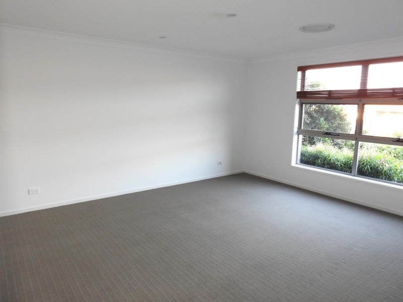 3 Custance Street, Middleton Grange NSW 2171