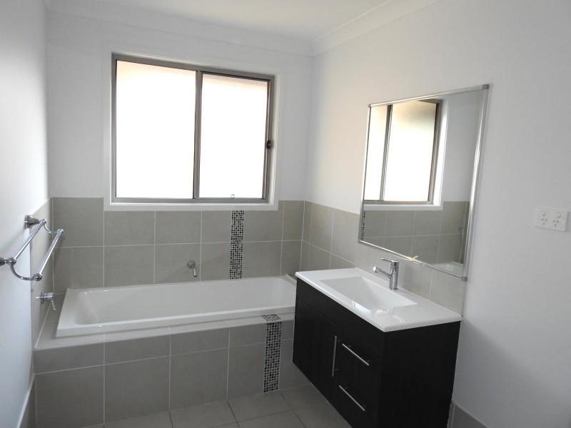 3 Custance Street, Middleton Grange NSW 2171