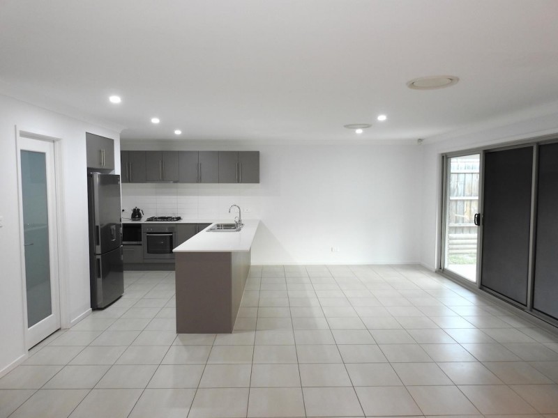 3 Custance Street, Middleton Grange NSW 2171