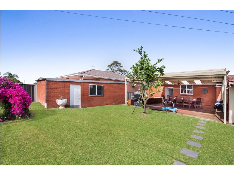 44 Neville Street, Smithfield NSW 2164