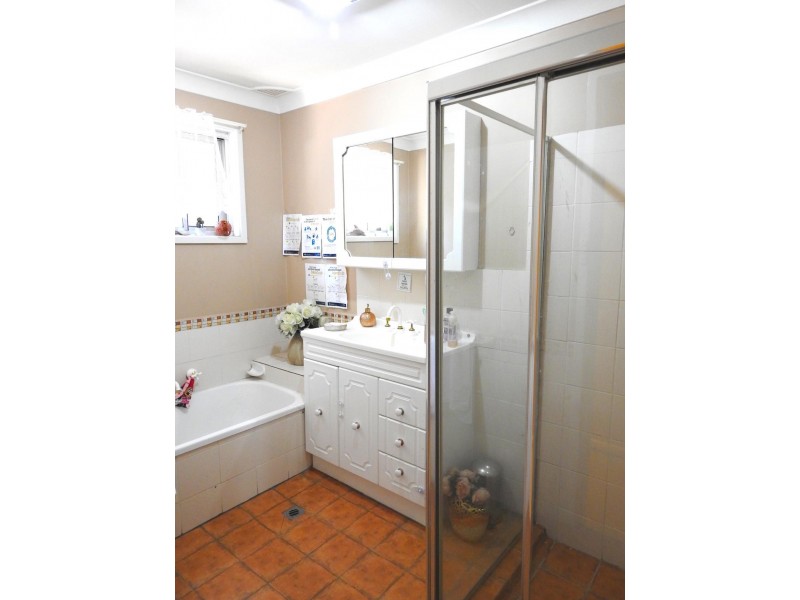 954 The Horsley Drive, Wetherill Park NSW 2164