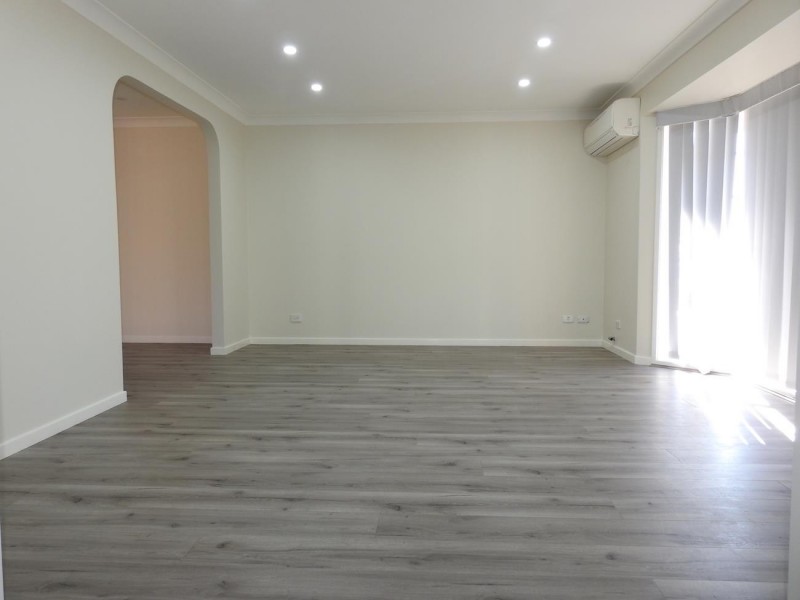 11 Mildara Place, Edensor Park NSW 2176