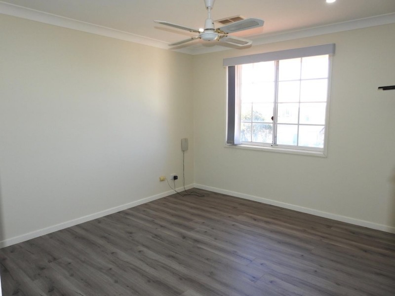 11 Mildara Place, Edensor Park NSW 2176