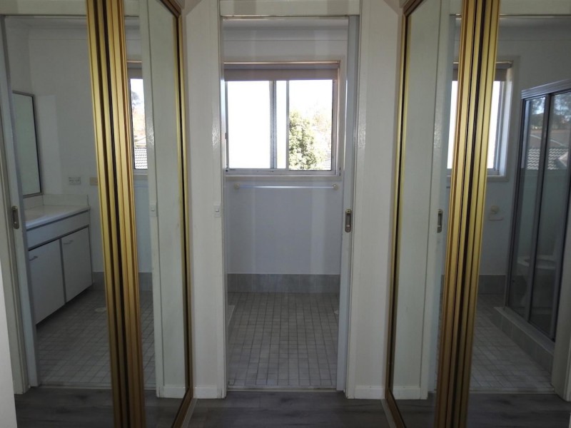 11 Mildara Place, Edensor Park NSW 2176