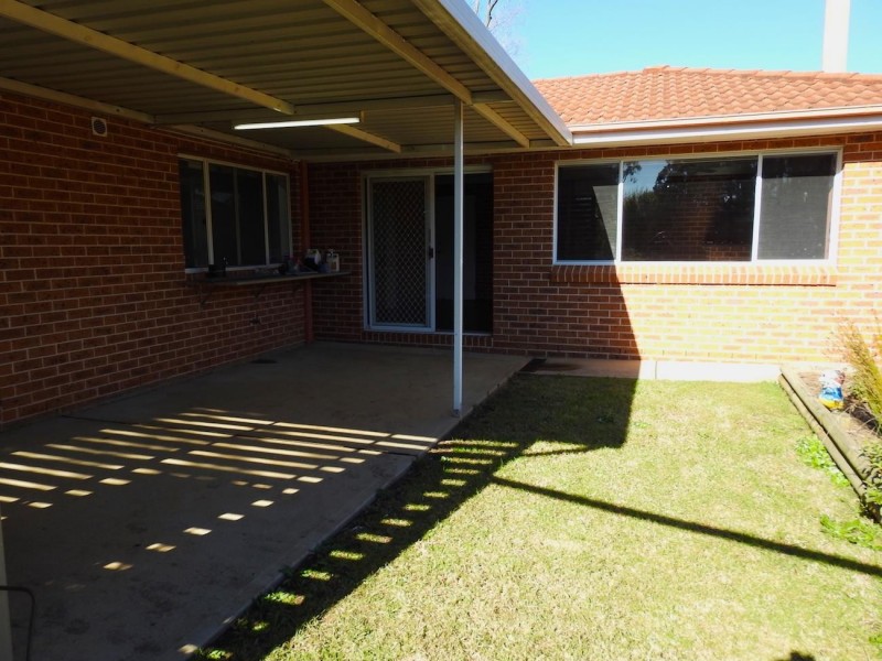 11 Mildara Place, Edensor Park NSW 2176