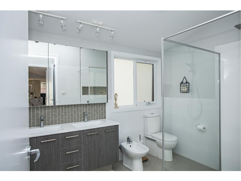 11 Elanora Place, Coledale NSW 2515