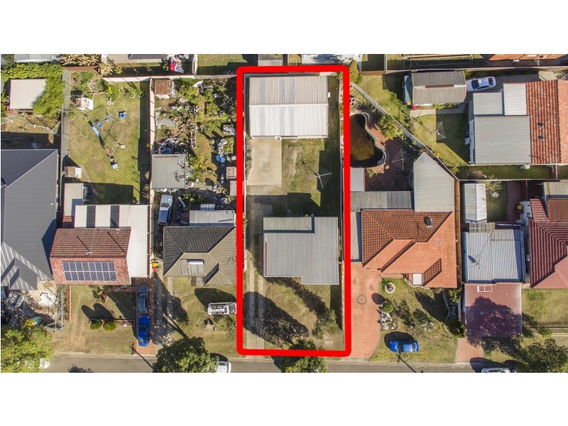 4 Hinkler Street, Smithfield NSW 2164