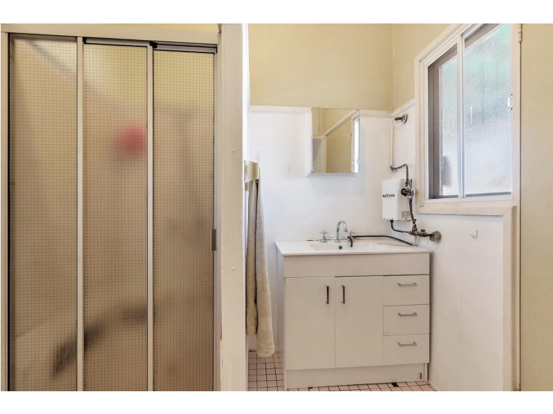 4 Hinkler Street, Smithfield NSW 2164