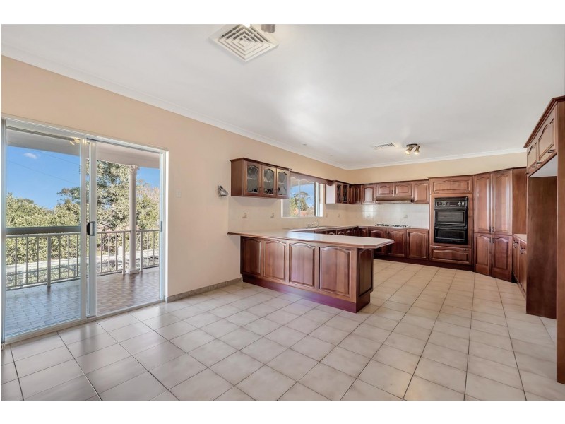 8 Gwandalan Road, Edensor Park NSW 2176