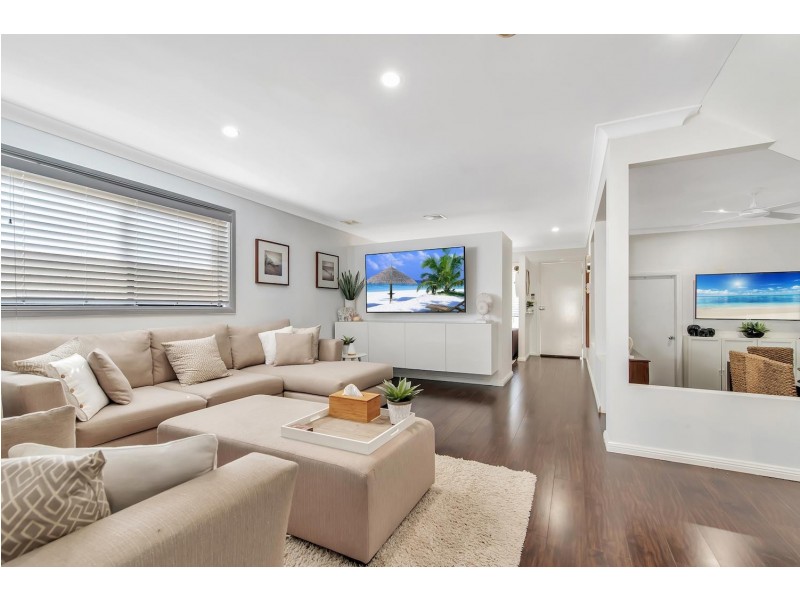 22c Kitson Way, Casula NSW 2170