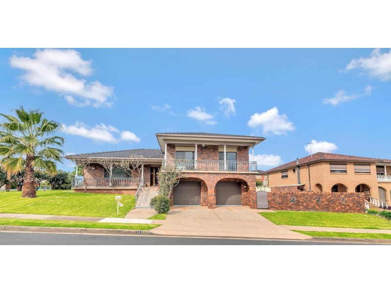 1A Watts Place, Prairiewood NSW 2176
