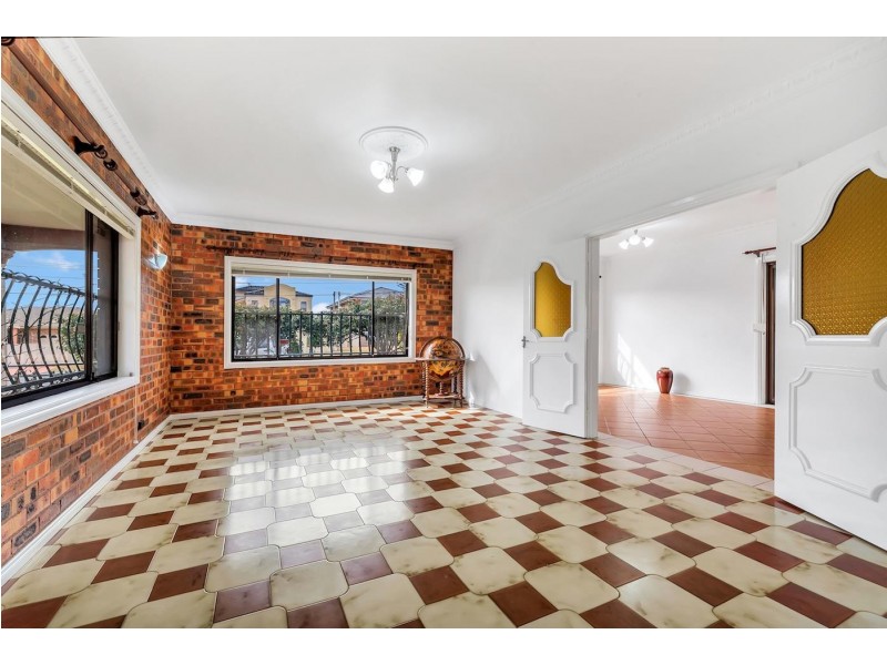 1A Watts Place, Prairiewood NSW 2176