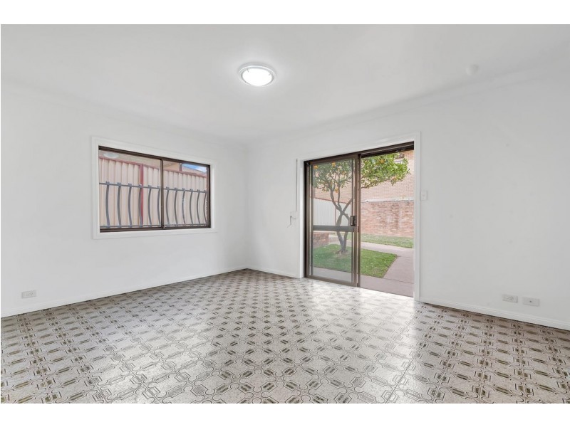 1A Watts Place, Prairiewood NSW 2176