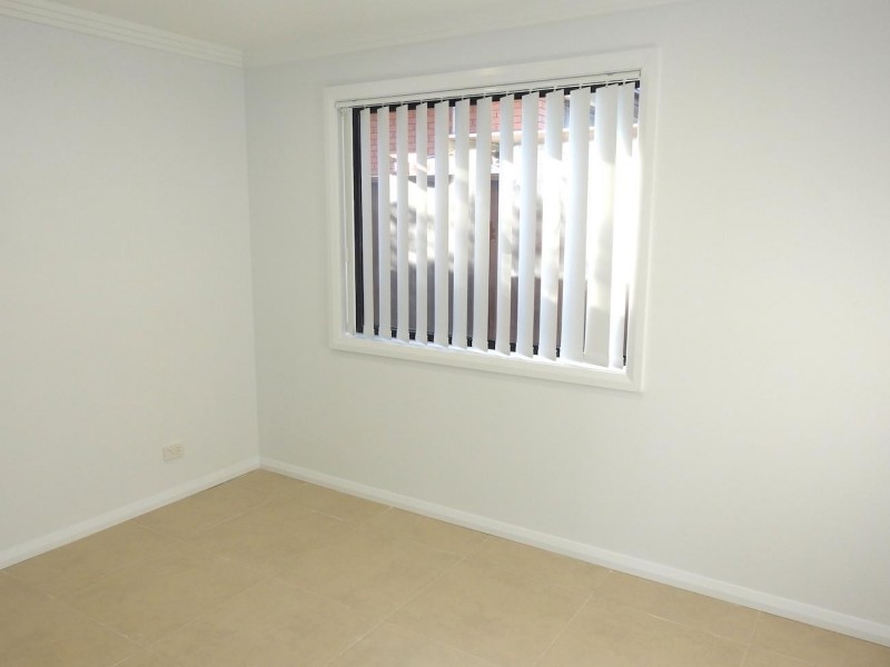 23A Oliveri Crescent, Green Valley NSW 2168