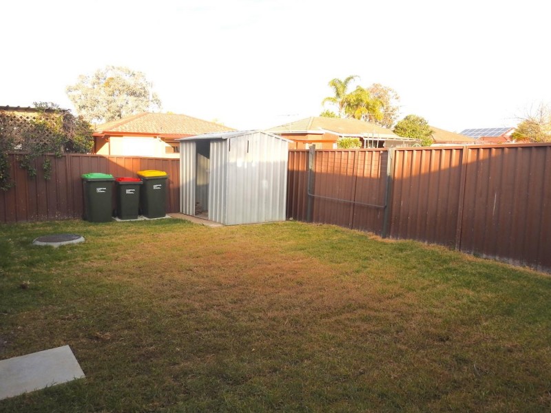 23A Oliveri Crescent, Green Valley NSW 2168