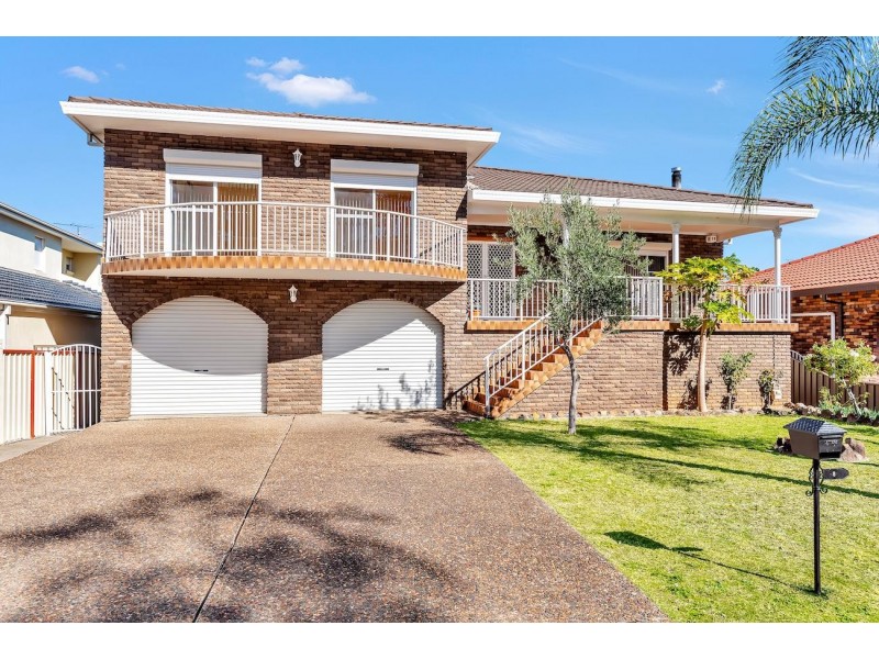 8 Gwandalan Road, Edensor Park NSW 2176