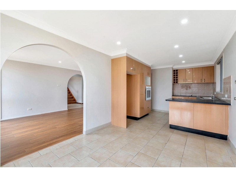 10 Winburndale Road, Wakeley NSW 2176