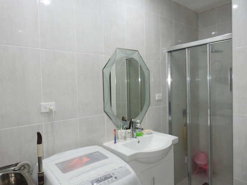 13A Hope Crescent, Bossley Park NSW 2176