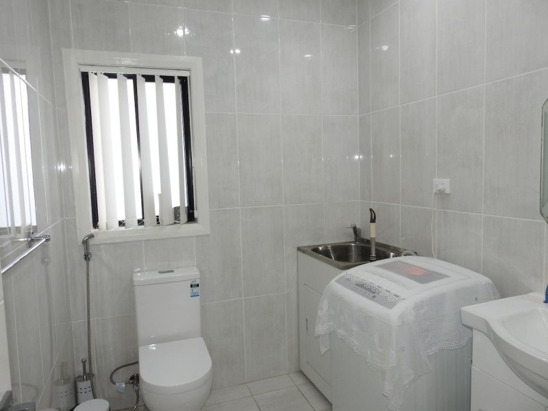 13A Hope Crescent, Bossley Park NSW 2176