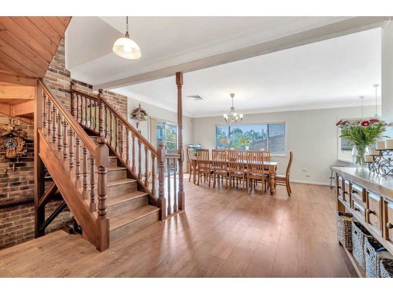 27 Curran Street, Prairiewood NSW 2176