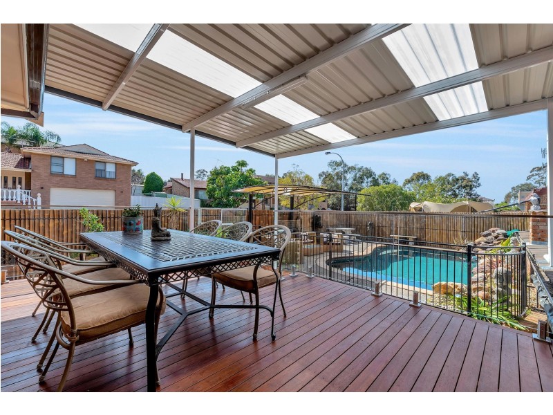 27 Curran Street, Prairiewood NSW 2176