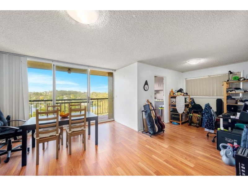 80/300a Burns Bay Road, Lane Cove NSW 2066