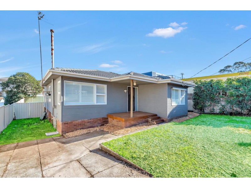 5 Fairfield Road, Woodpark NSW 2164