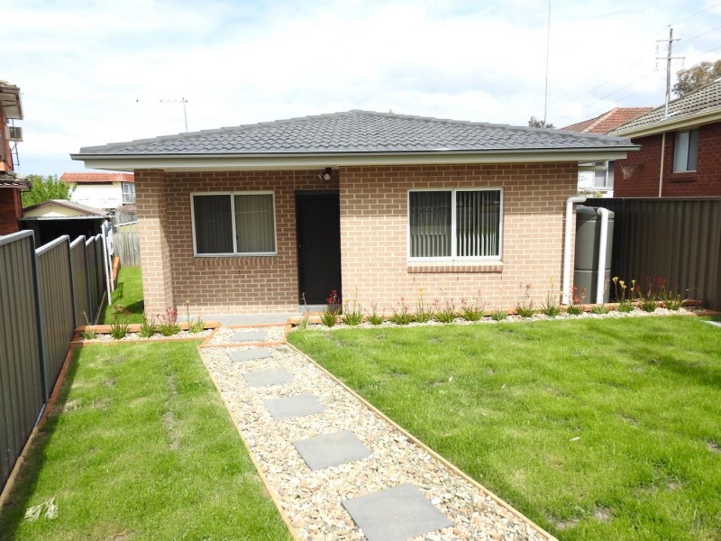 81A King  Road, Fairfield West NSW 2165