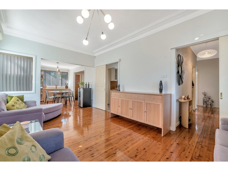 29 Warren Road, Woodpark NSW 2164