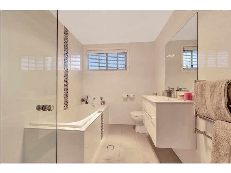 15 Mansfield Street, Wetherill Park NSW 2164