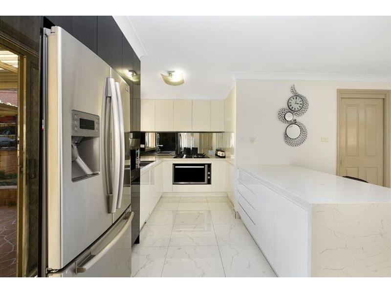 32A Cuthbert Crescent, Edensor Park NSW 2176