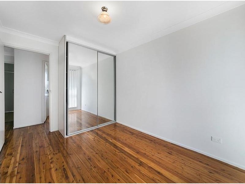 30 Dalton Place, Fairfield West NSW 2165