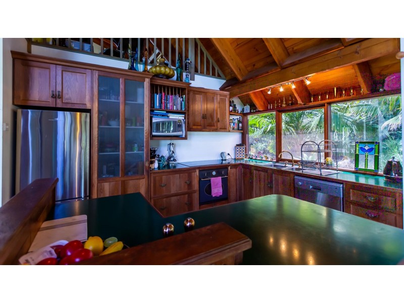 8 Railway Avenue, Scarborough NSW 2515