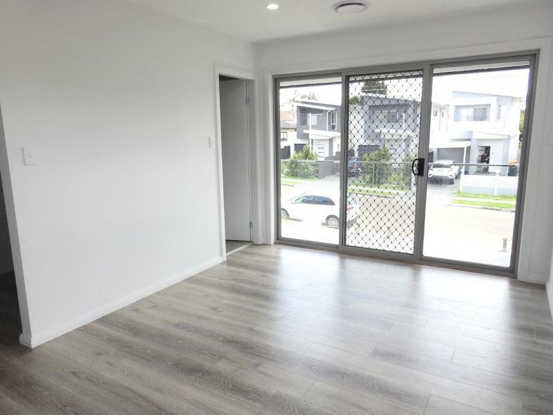 42 Evans Street, Fairfield Heights NSW 2165