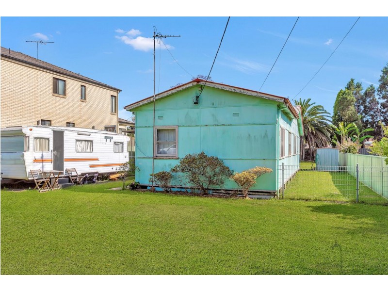 11 Bonham Street, Canley Vale NSW 2166