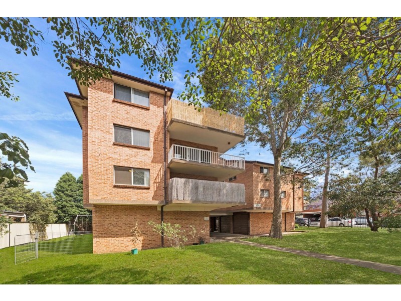 4/145 Pitt Street, Merrylands NSW 2160