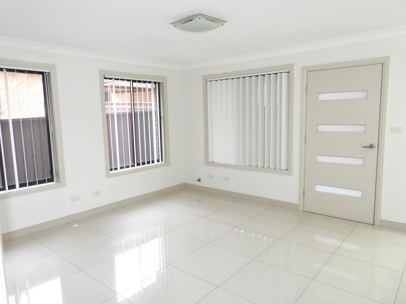 32A Mimosa Road, Bossley Park NSW 2176