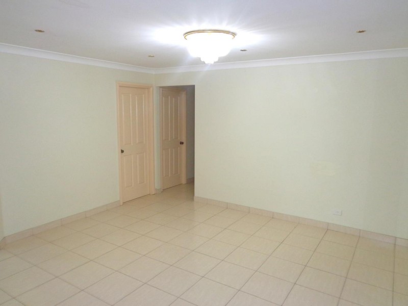 3 Gallagher Street, St Helens Park NSW 2560