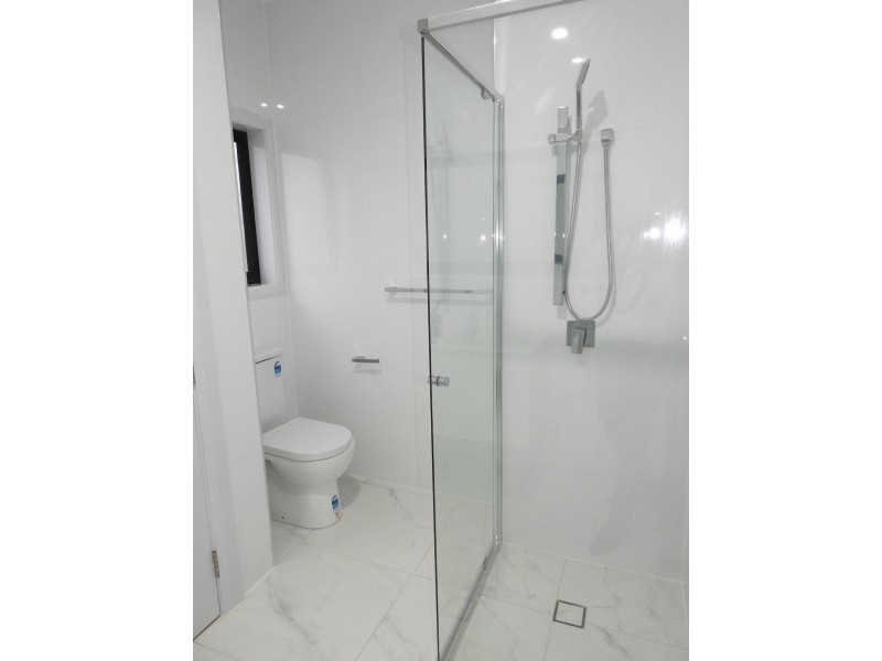 8A Adaptaur Close, Bossley Park NSW 2176