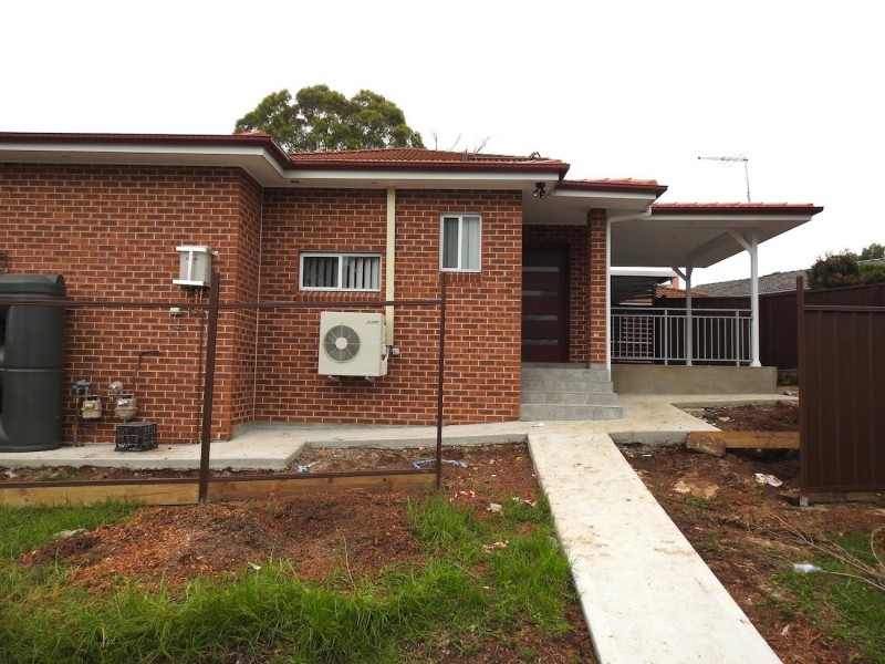 Edensor Park NSW 2176