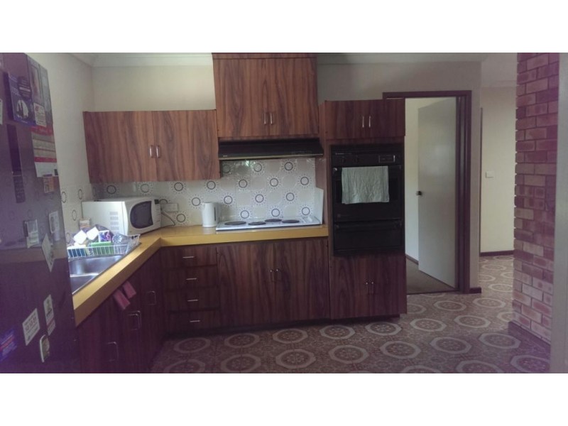 11B Goudhurst Place, Gosnells WA 6110