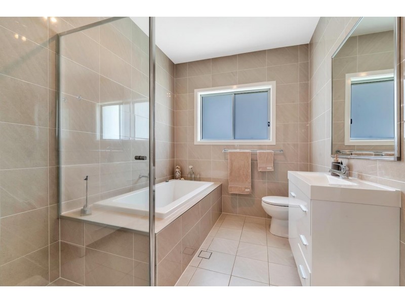 25 Mullumbimby Avenue, Hoxton Park NSW 2171