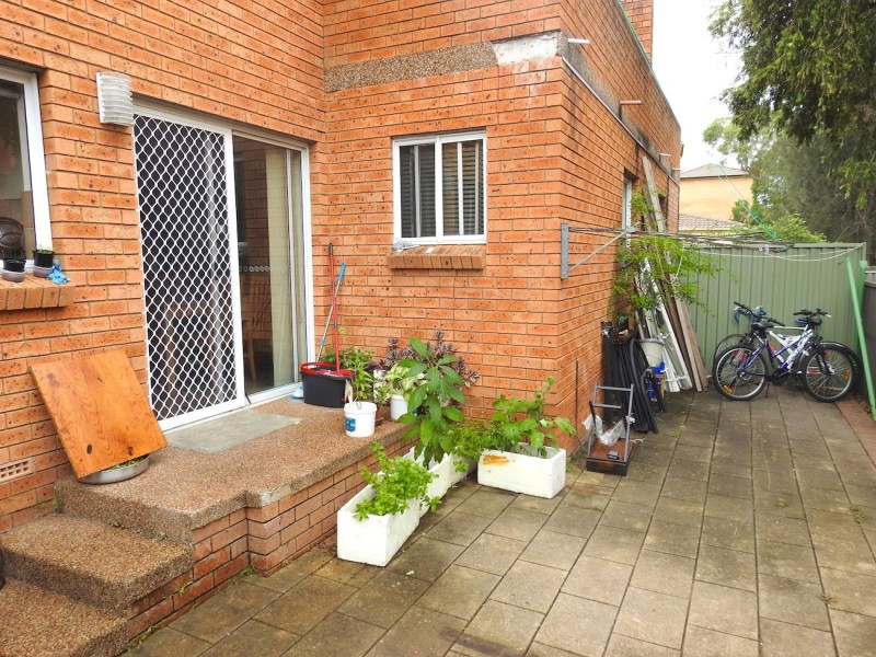 4/58 Sackville Street, Fairfield NSW 2165