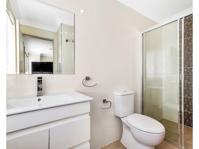 32A Rosina Street, Fairfield West NSW 2165