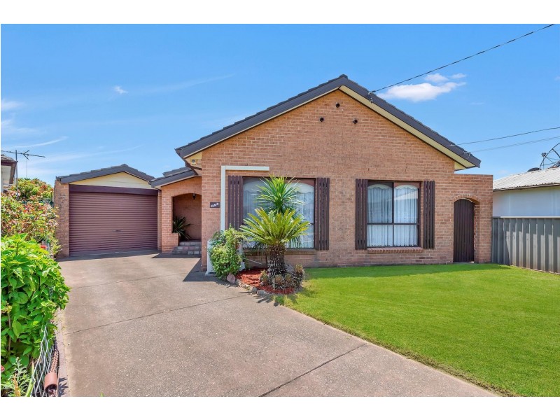 1 Stevens  Crescent, Smithfield NSW 2164