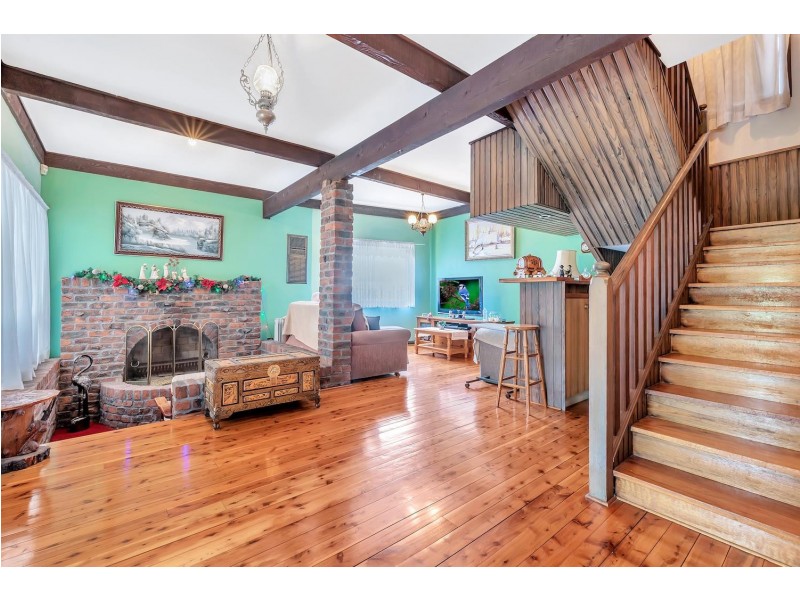 1 Stevens  Crescent, Smithfield NSW 2164