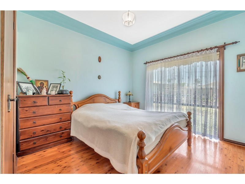 1 Stevens  Crescent, Smithfield NSW 2164