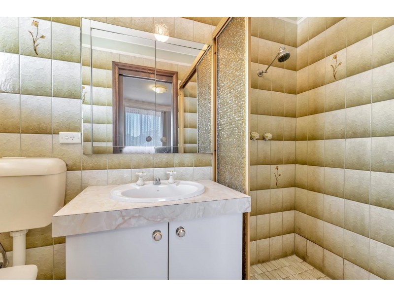 1 Stevens  Crescent, Smithfield NSW 2164